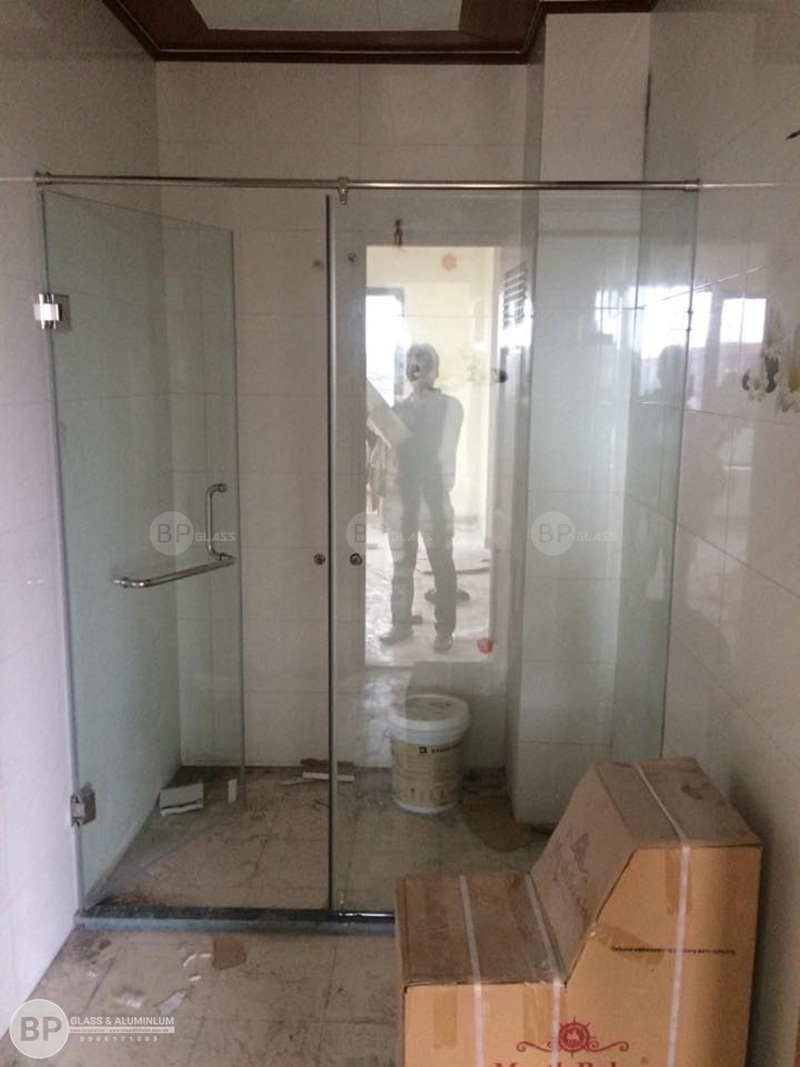 Vách kính tắm anh Quý Từ Sơn Bắc Ninh